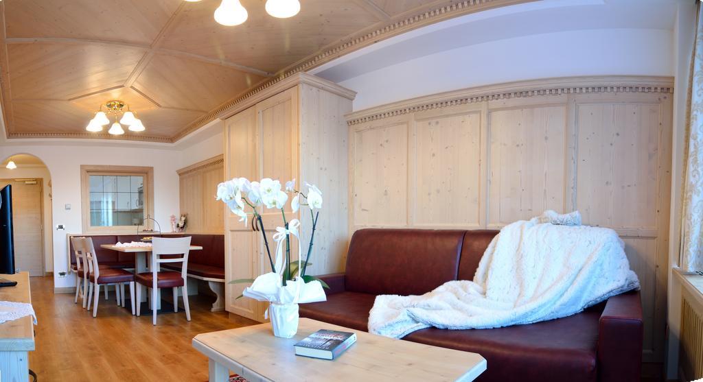 Apartahotel Isabell 4*